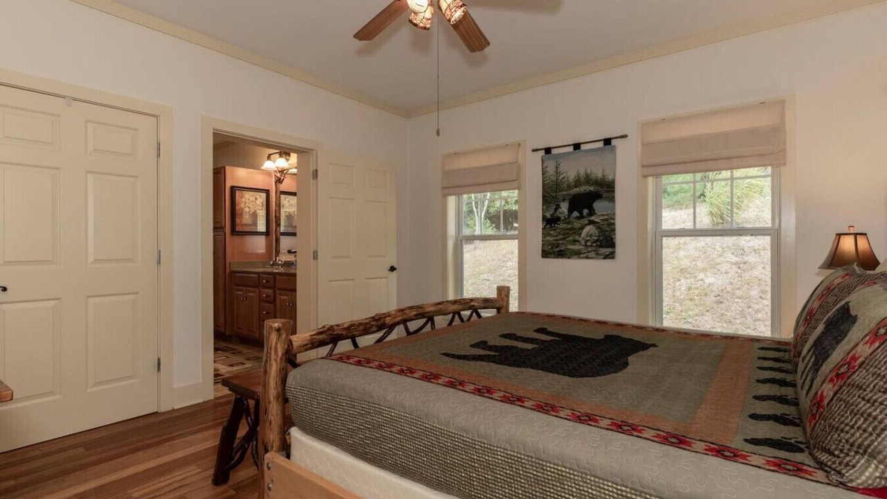 Photo of Bedroom in Deep Gap