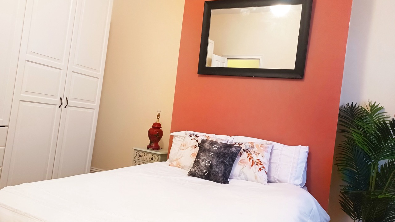 Photo of Bedroom in Newcastle-upon-Tyne