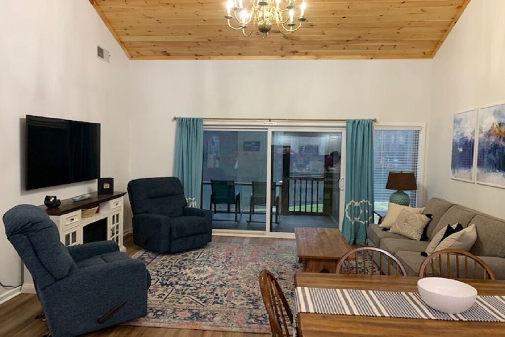 Photo of Livingroom in Lake Lure
