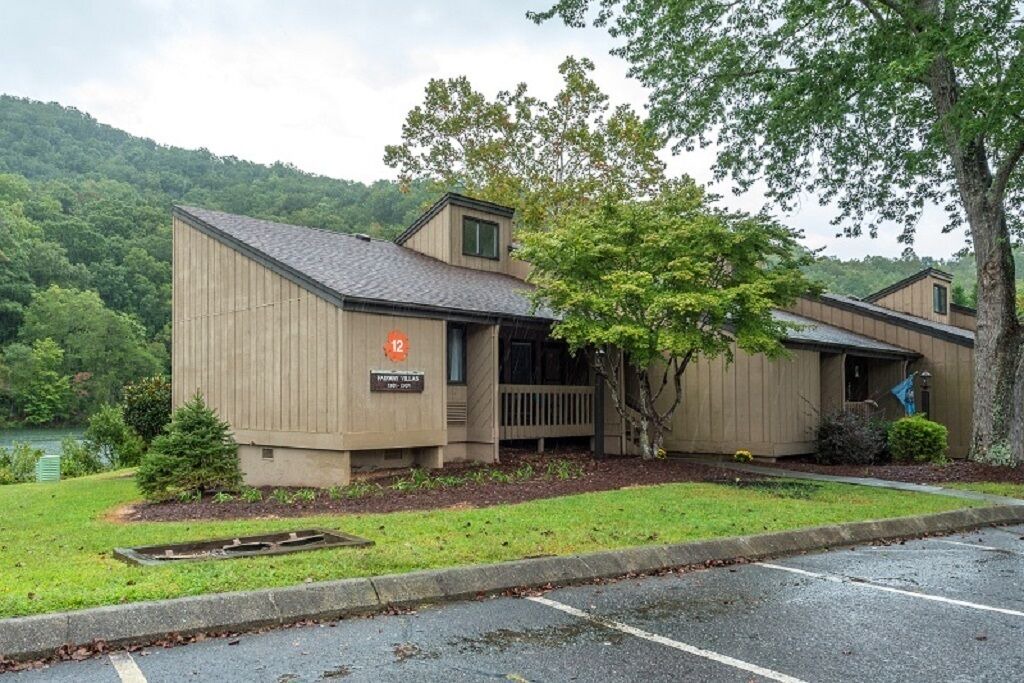 Photo of Outdoor in Lake Lure