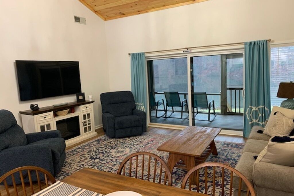 Photo of Livingroom in Lake Lure