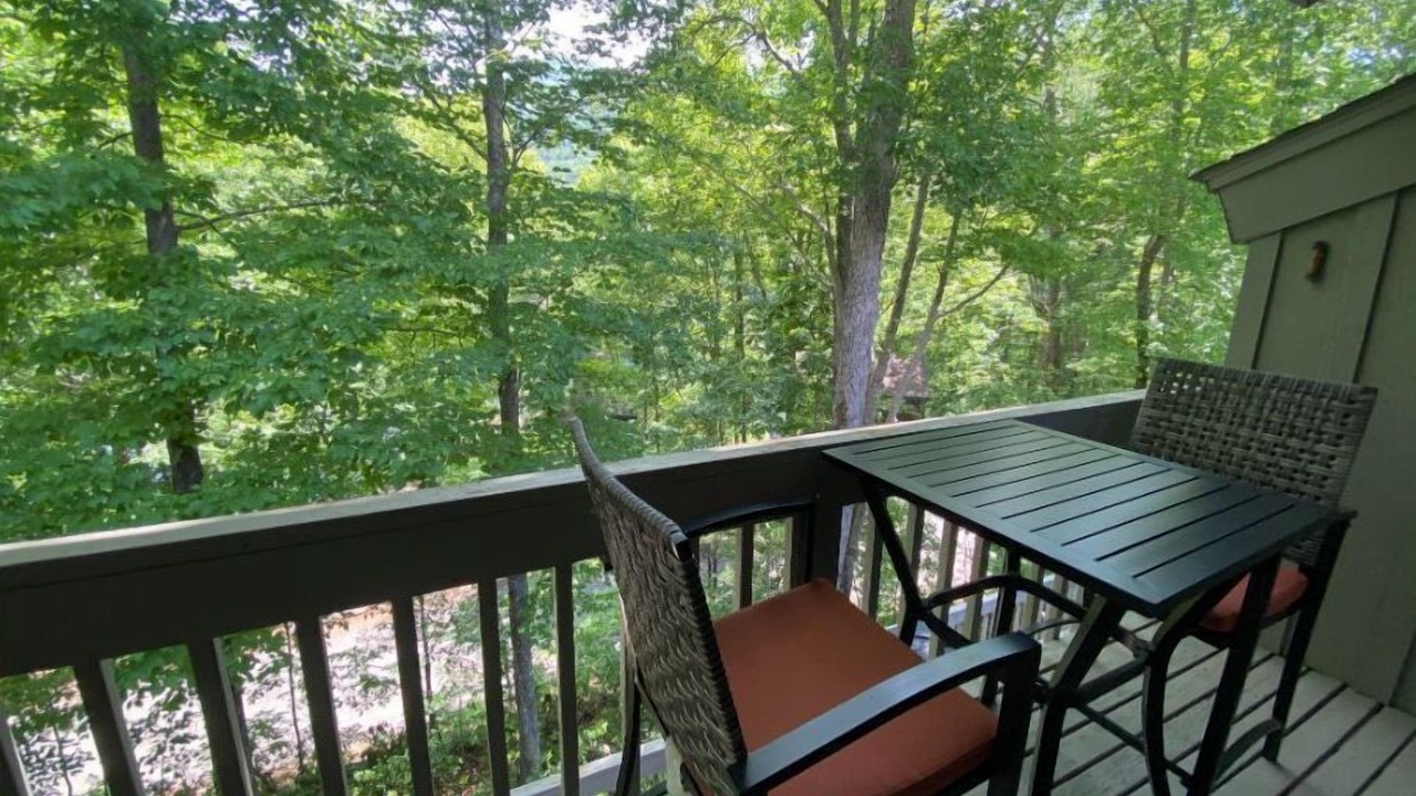 Photo of Patio Balcony in Lake Lure