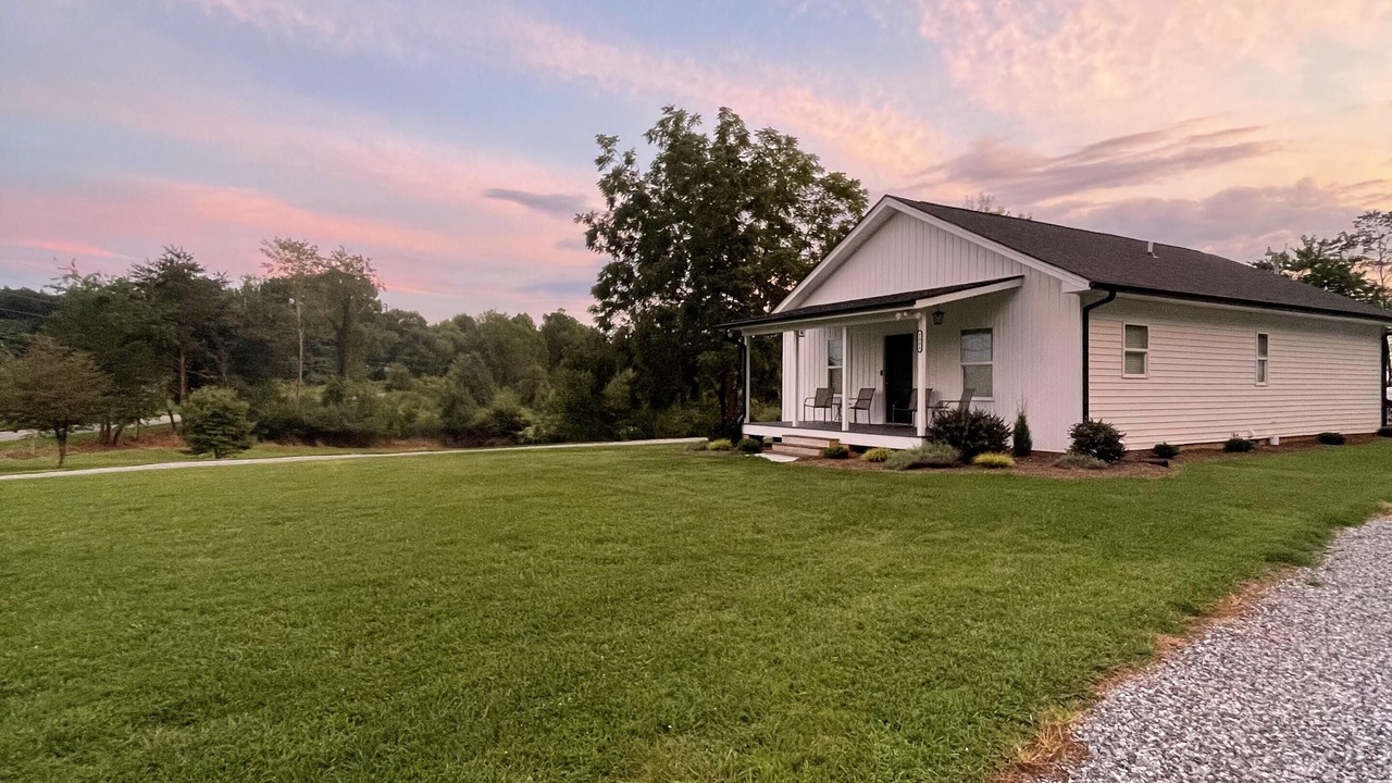 Photo of Outdoor in Morganton