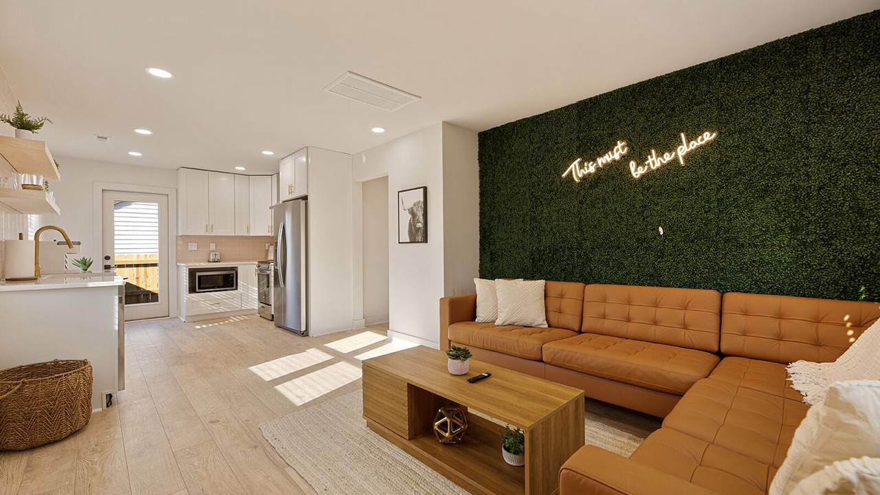 Photo of Livingroom in Madison Park