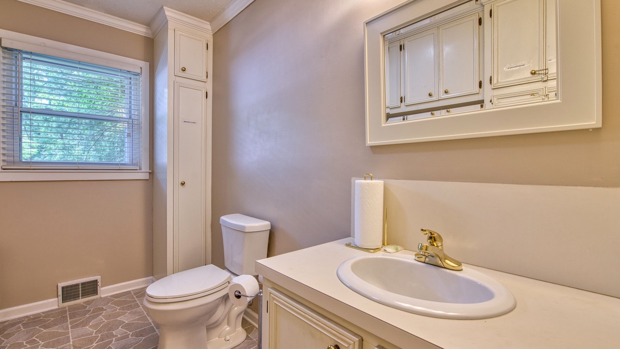 Photo of Bathroom in Lake Junaluska