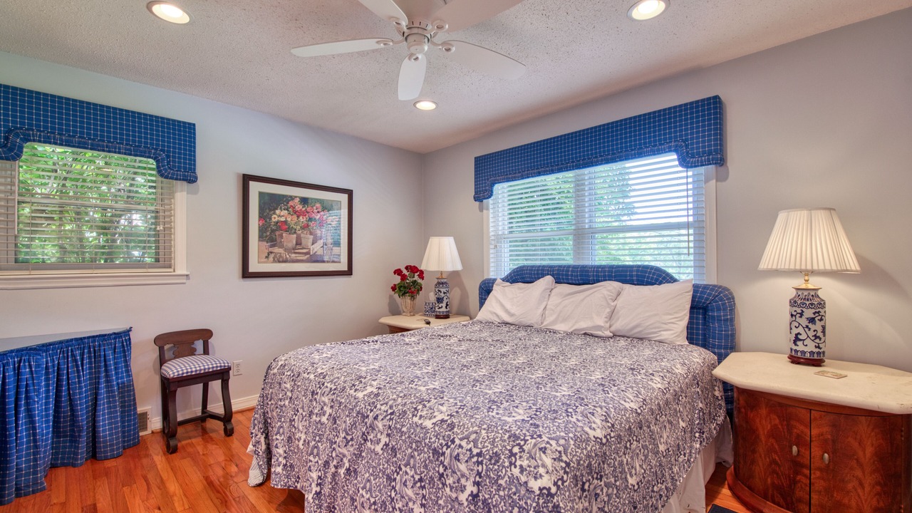 Photo of Bedroom in Lake Junaluska
