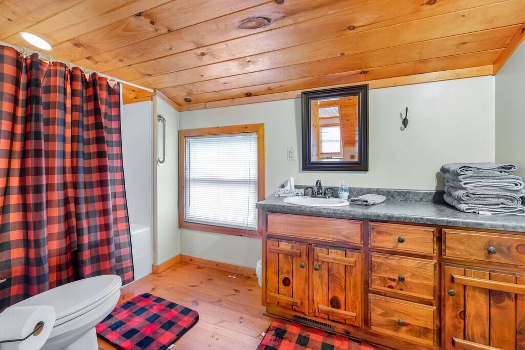 Photo of Bathroom in Murphy