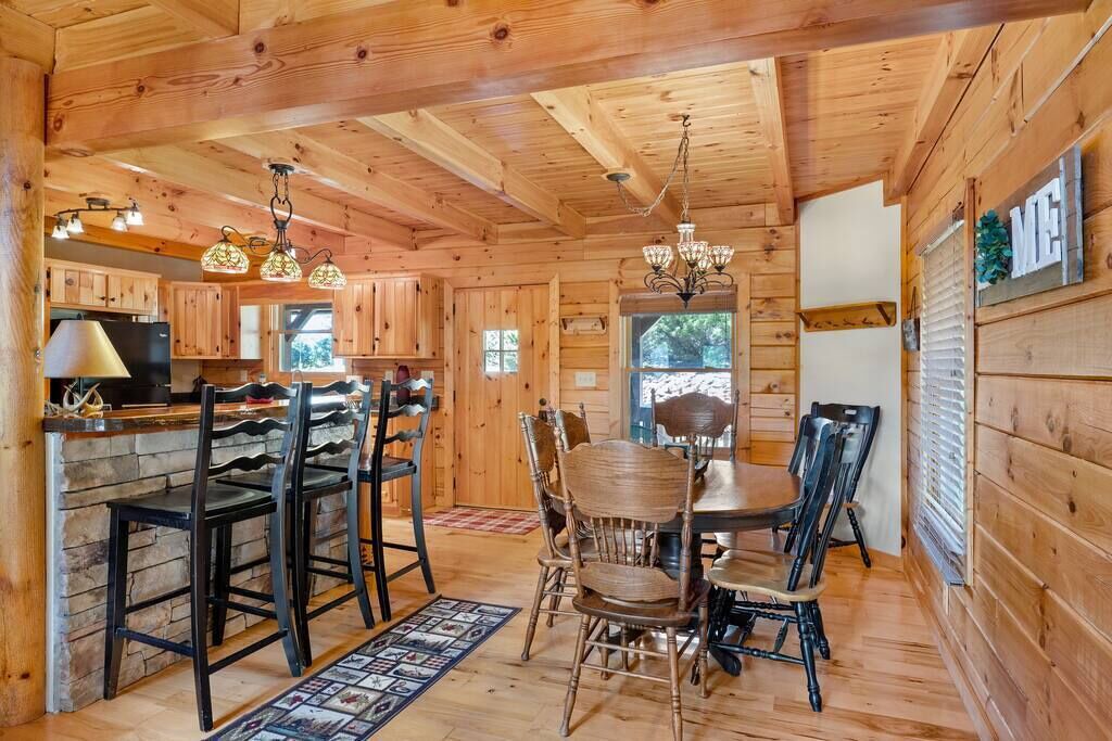Photo of Livingroom in Murphy
