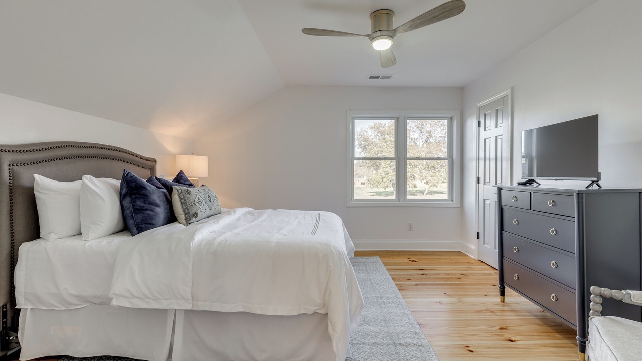 Photo of Bedroom in Monroe