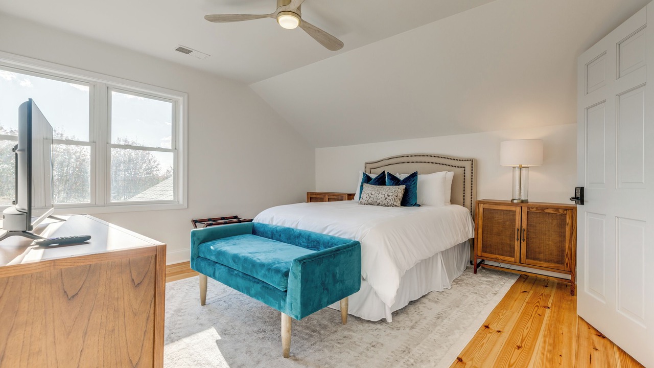 Photo of Bedroom in Monroe