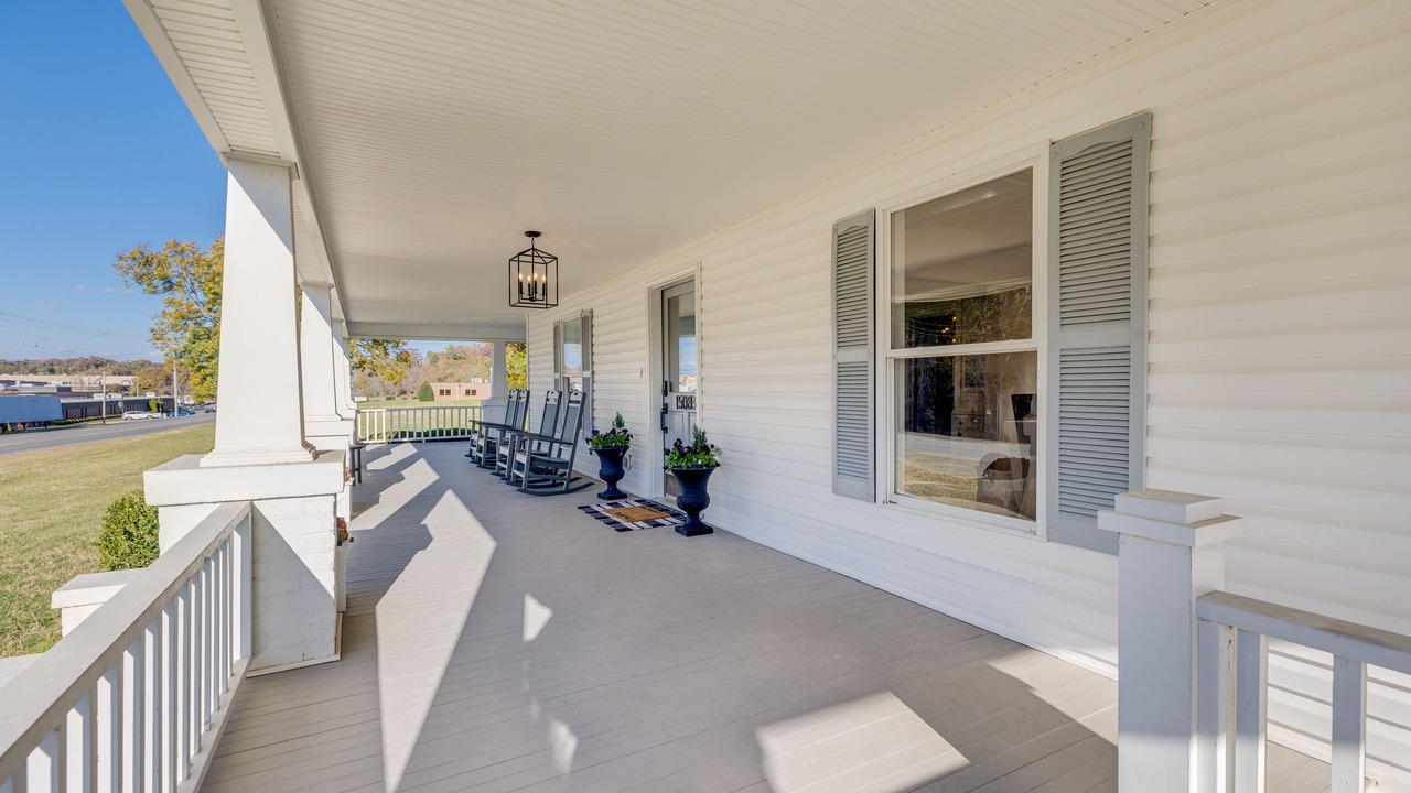Photo of Patio Balcony in Monroe
