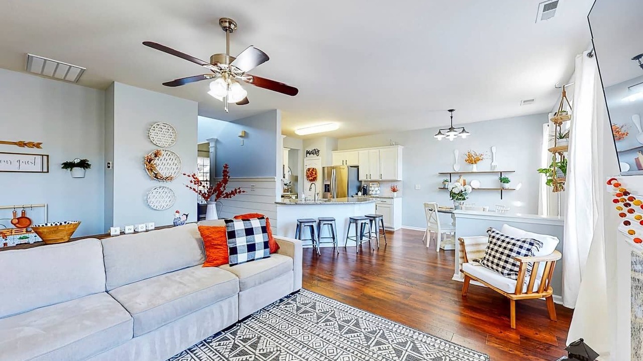 Photo of Livingroom in Indian Trail