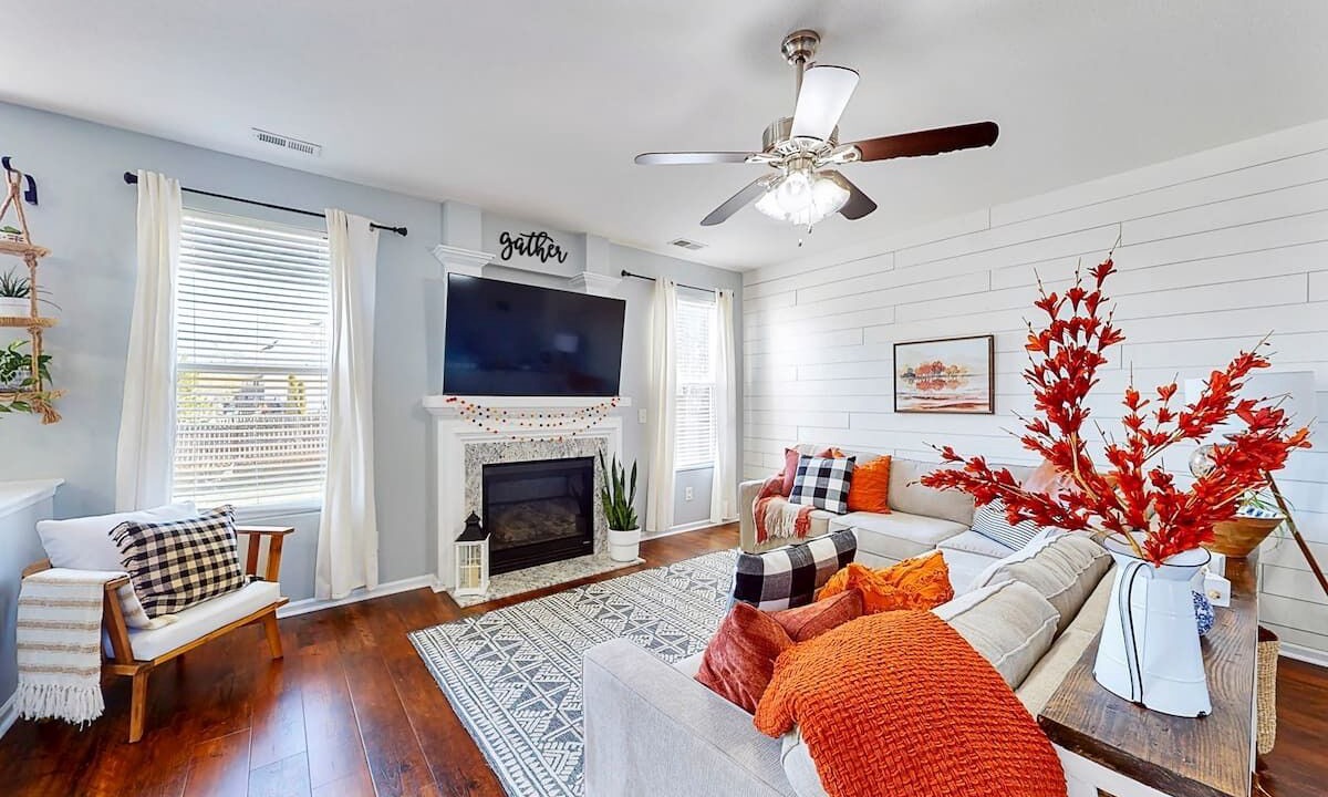 Photo of Livingroom in Indian Trail