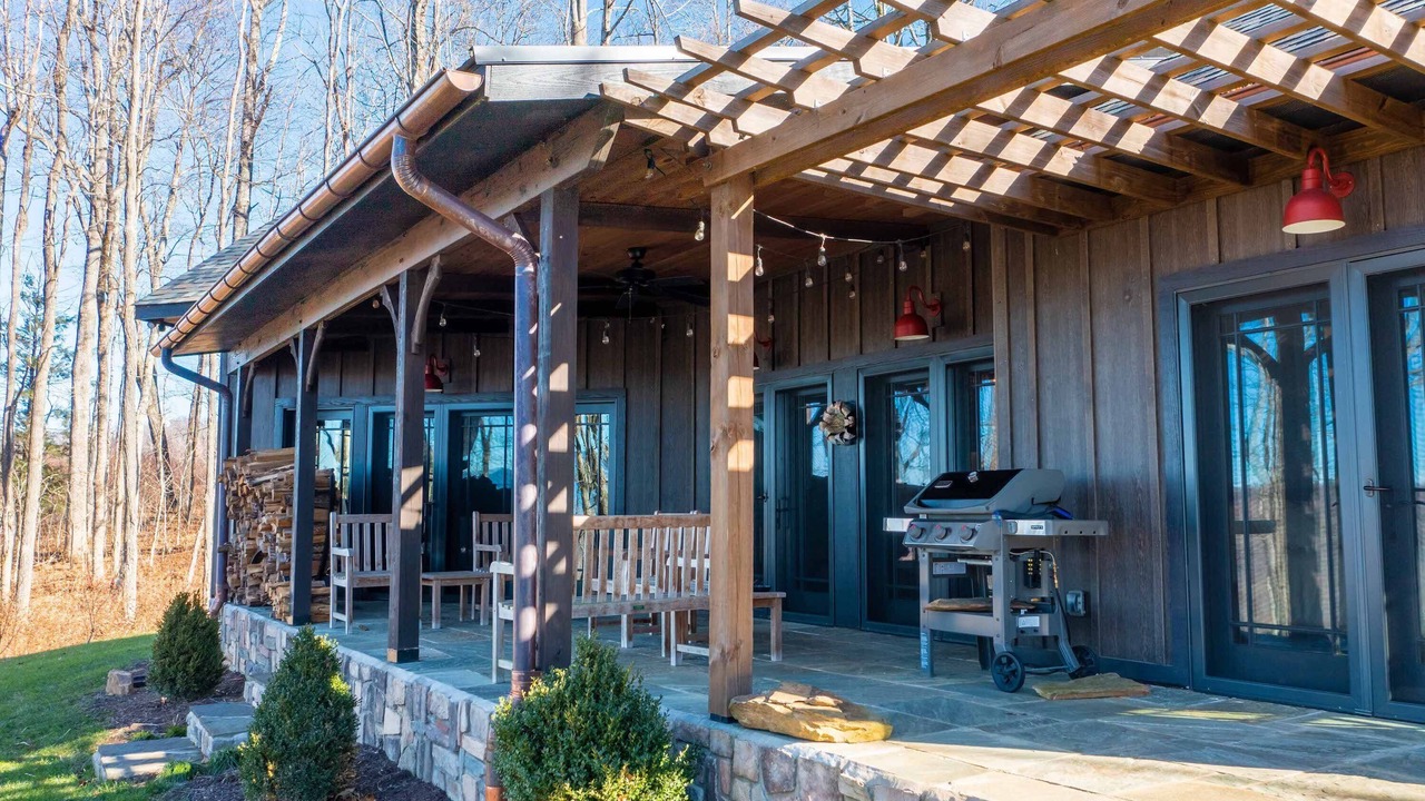 Photo of Patio Balcony in Spruce Pine