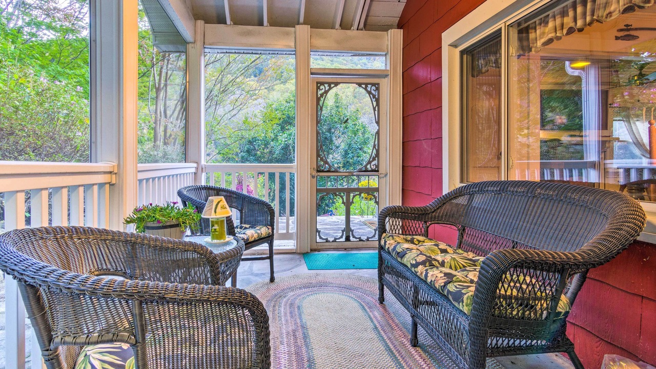 Photo of Outdoor in Chimney Rock