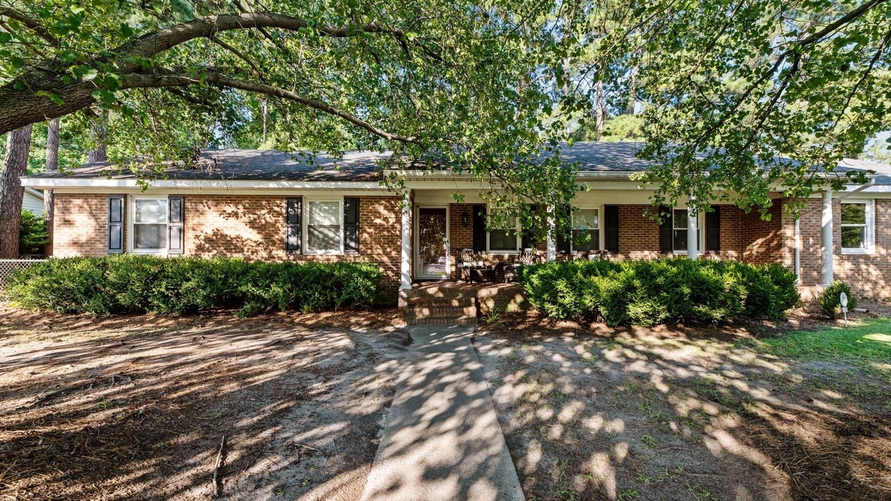Photo of Outdoor in Greenville