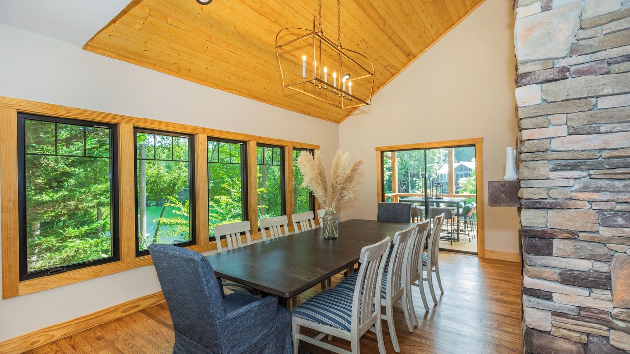 Photo of Livingroom in Lake Lure