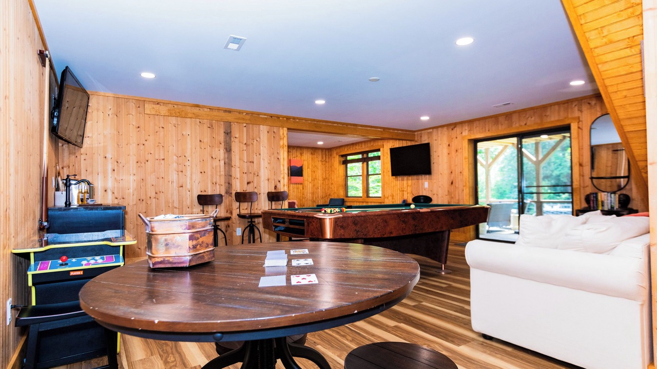 Photo of Bedroom in Lake Lure