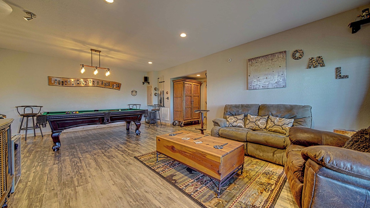 Photo of Livingroom in Brasstown