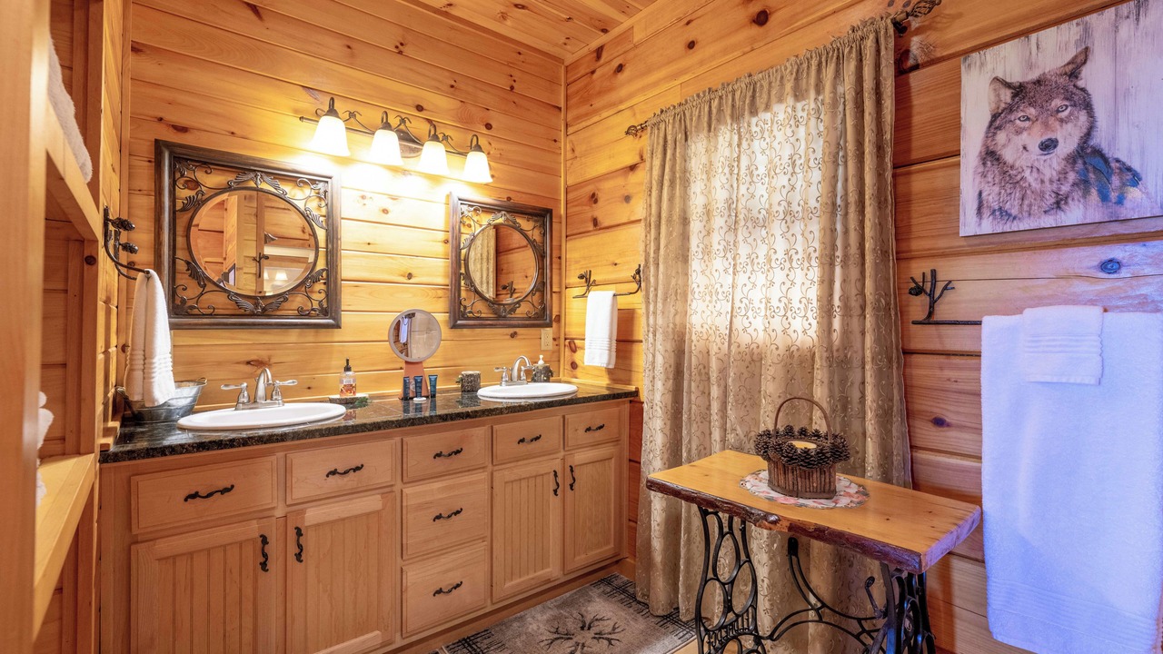 Photo of Bathroom in Brasstown