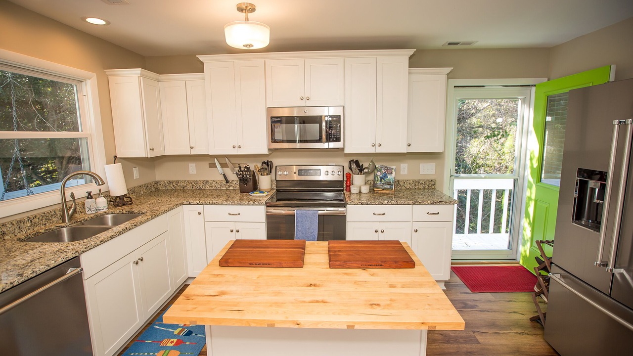 Photo of Kitchen in Emerald Isle