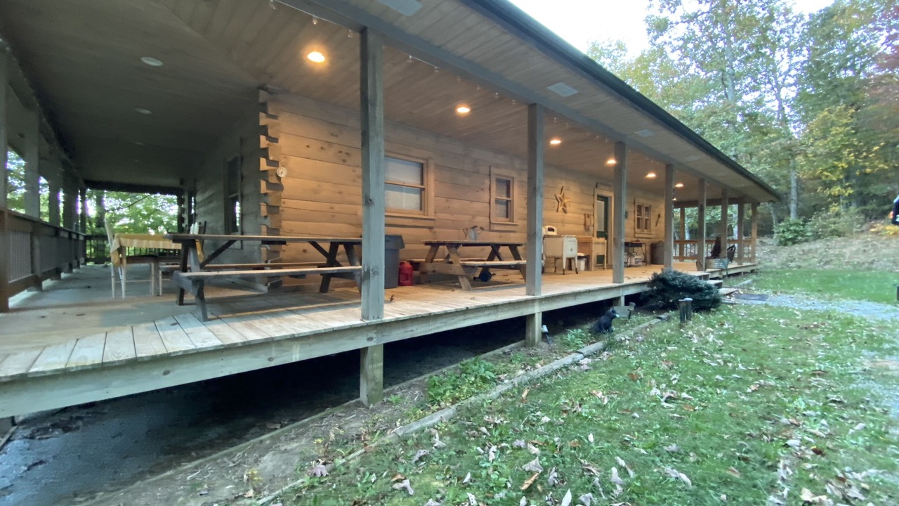 Photo of Others in Saluda