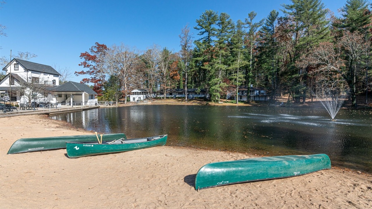 Photo of Others in Flat Rock