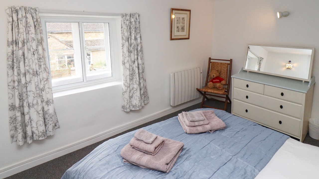 Photo of Bedroom in Bourton