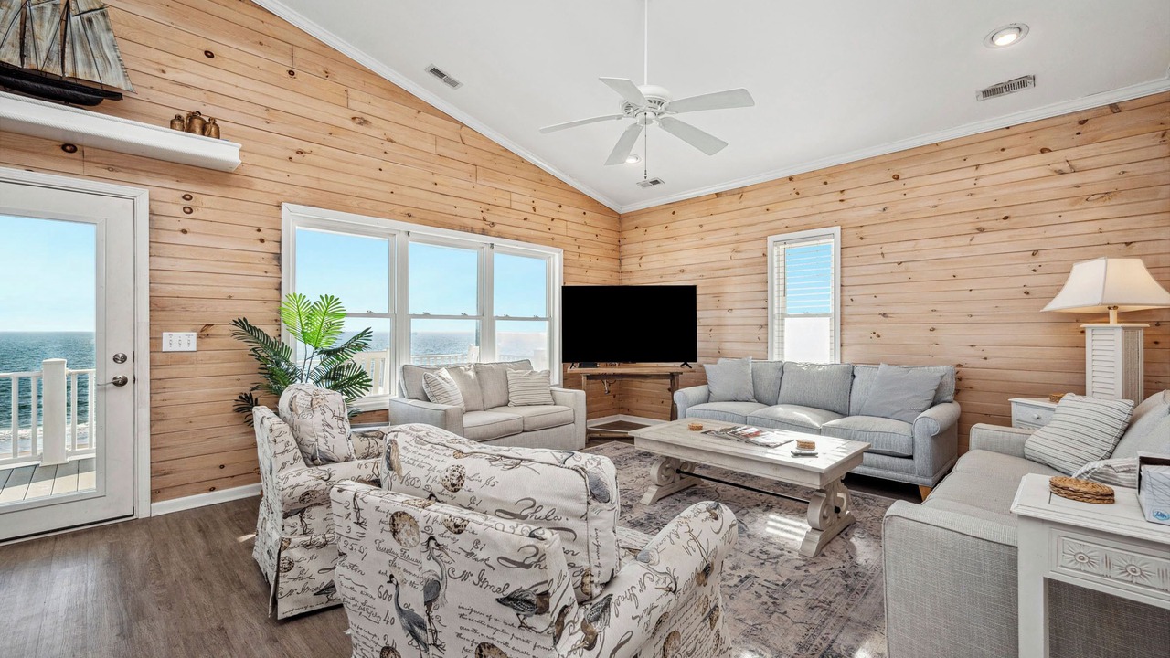 Photo of Bedroom in Oak Island