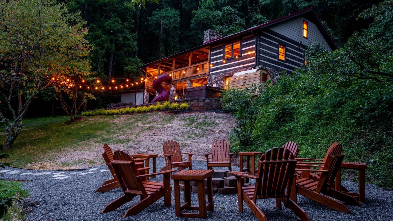 Photo of Outdoor in Weaverville