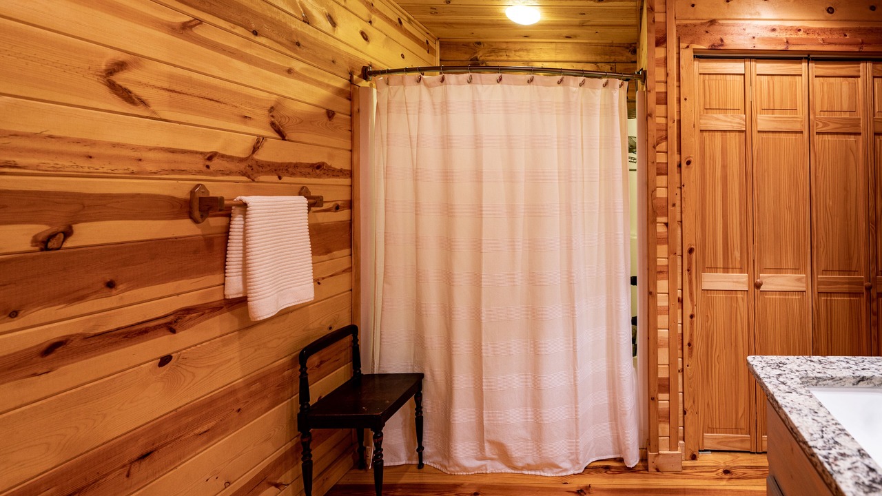 Photo of Bathroom in Topton