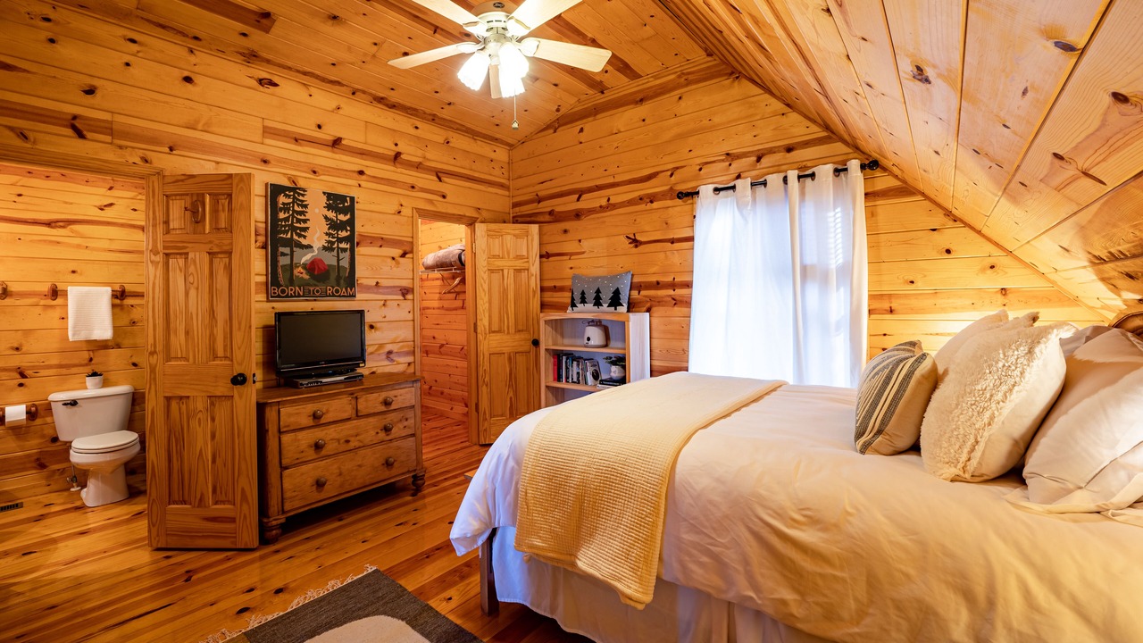 Photo of Bedroom in Topton