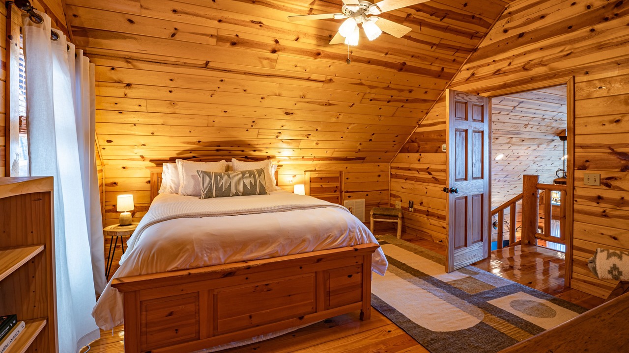 Photo of Bedroom in Topton