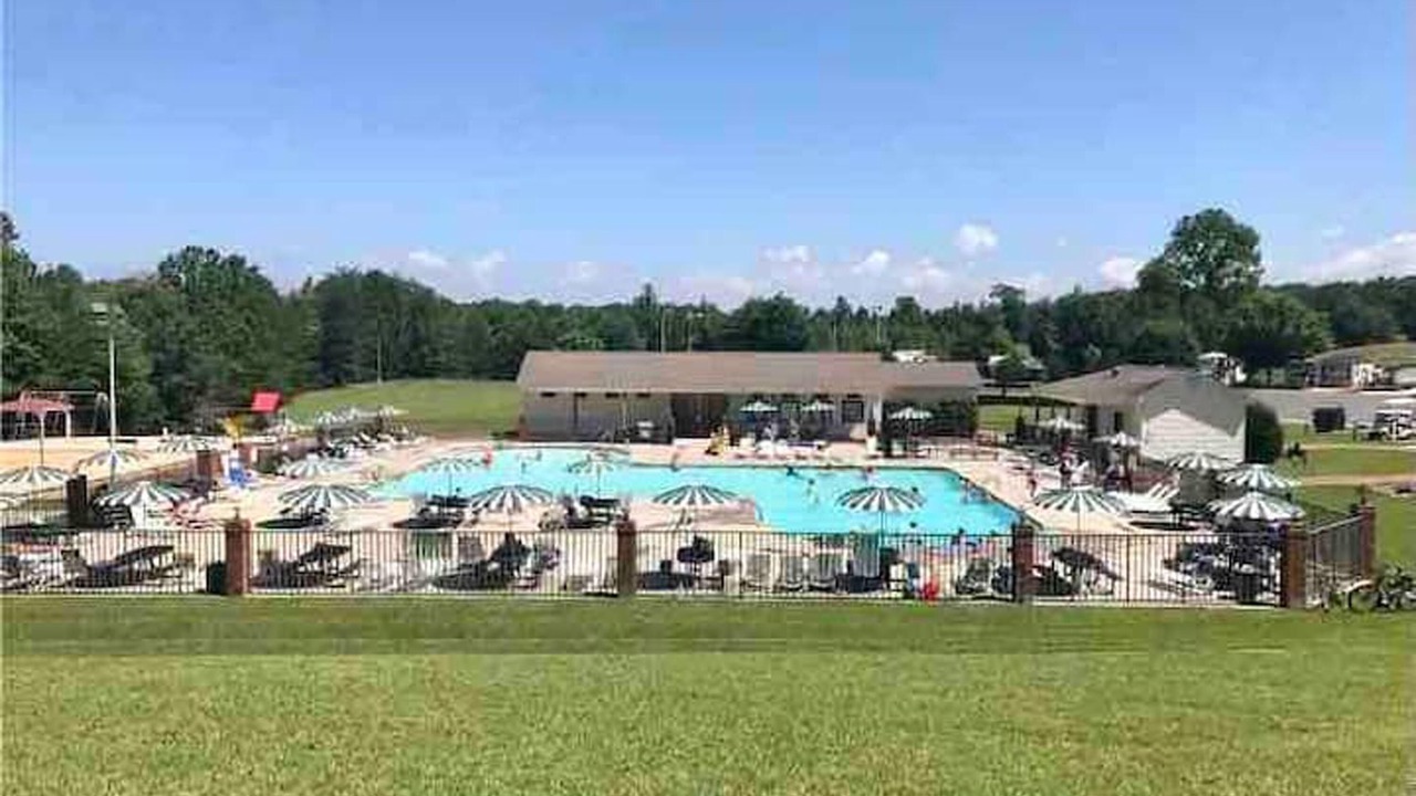 Photo of Outdoor in New London