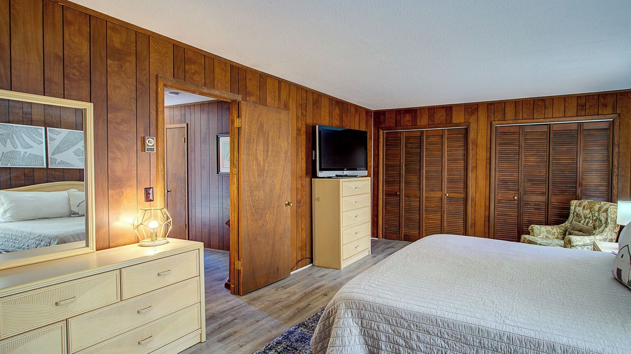 Photo of Bedroom in Seven Devils
