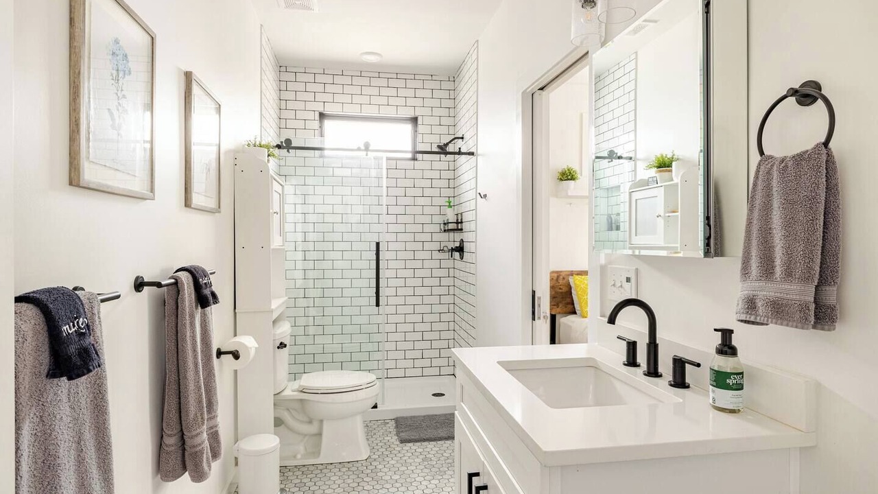 Photo of Bathroom in Lockeland Springs