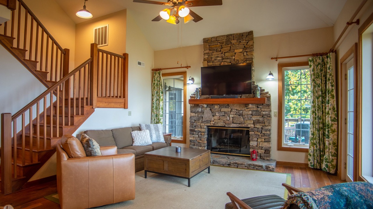 Photo of Bedroom in Mountain Air