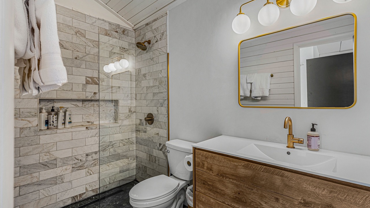 Photo of Bathroom in Highlands Hills