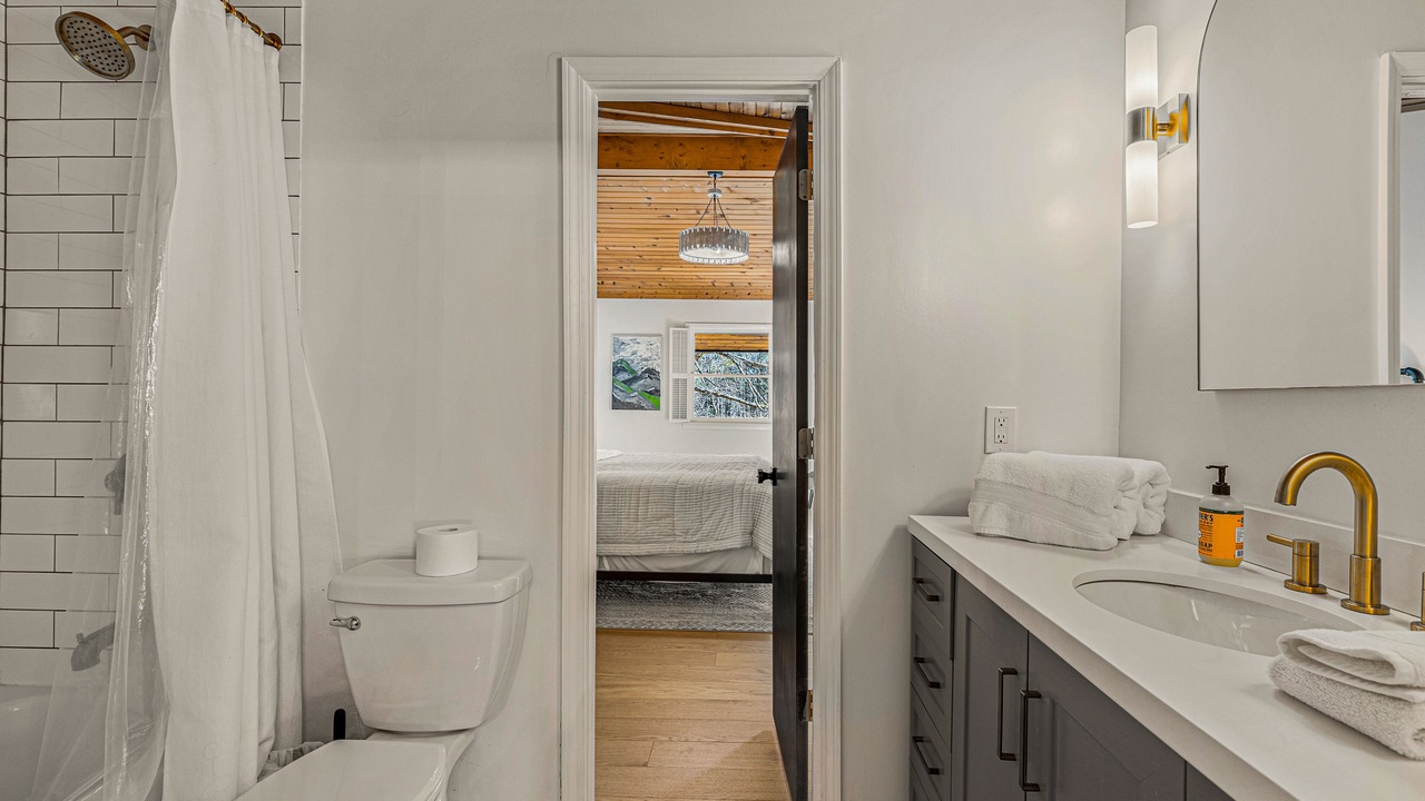 Photo of Bathroom in Highlands Hills