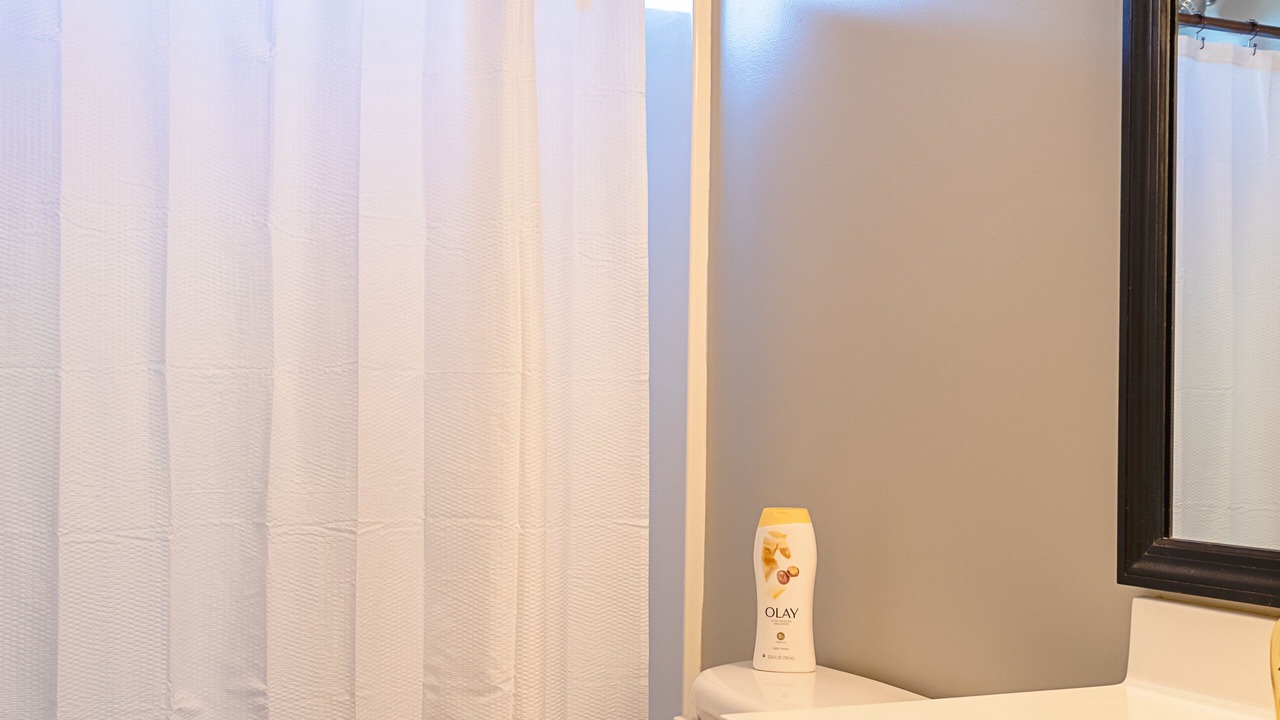 Photo of Bathroom in Piney Green