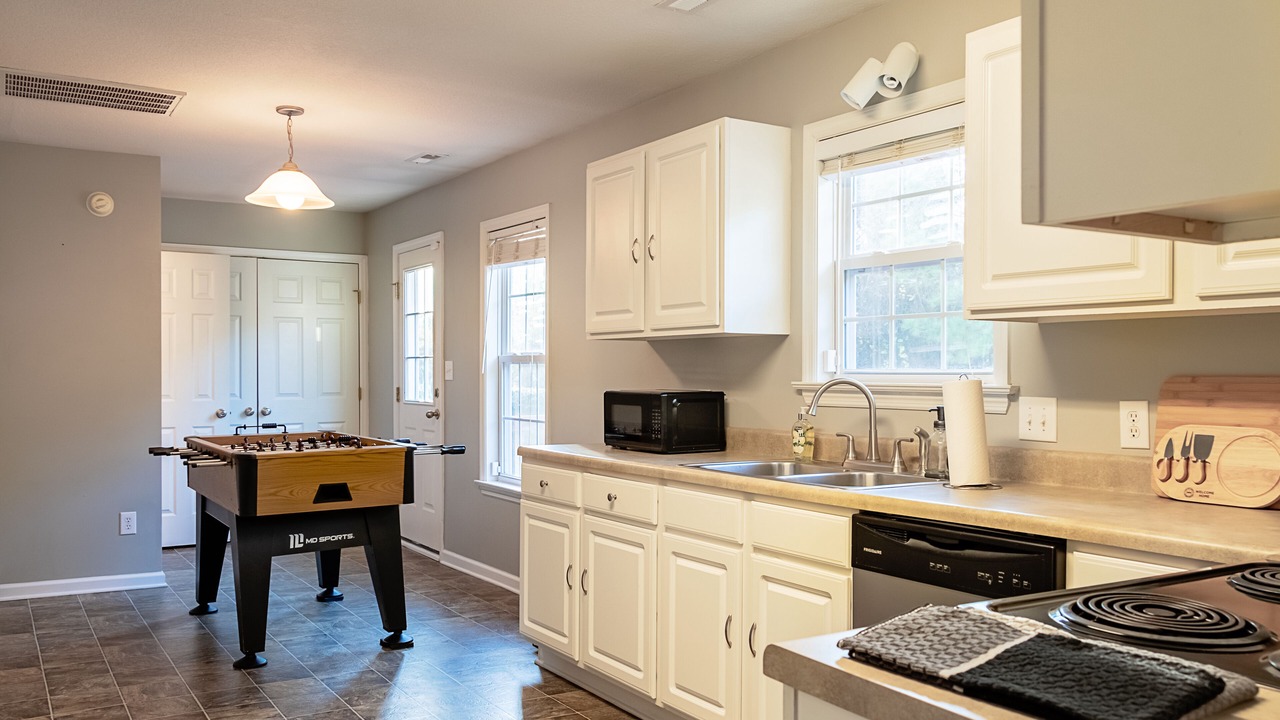 Photo of Kitchen in Piney Green