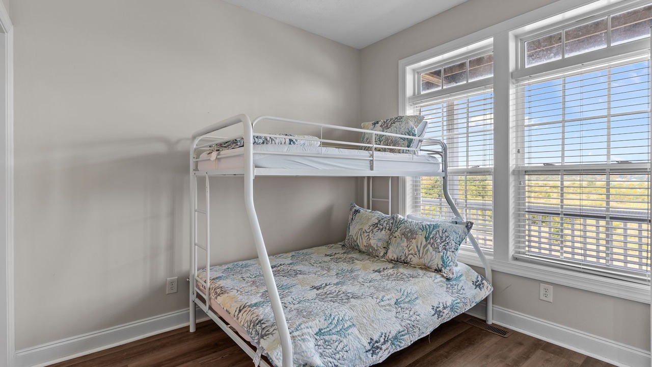 Photo of Bedroom in Ash