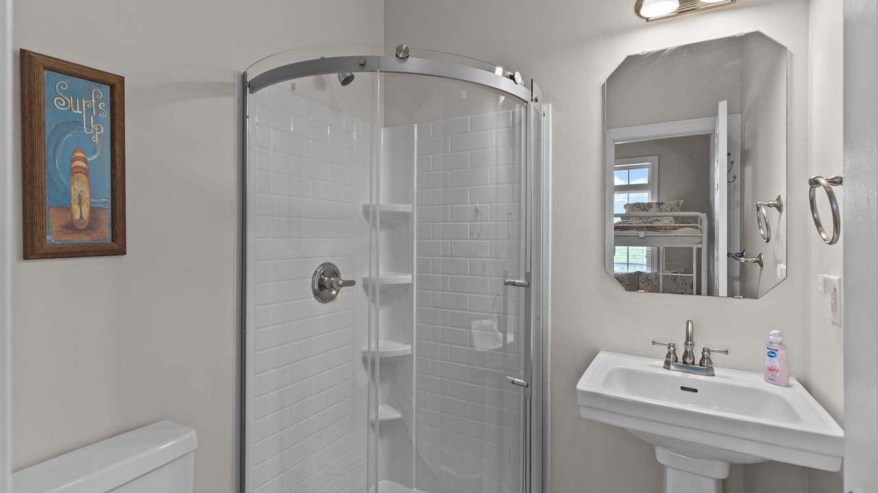 Photo of Bathroom in Ash