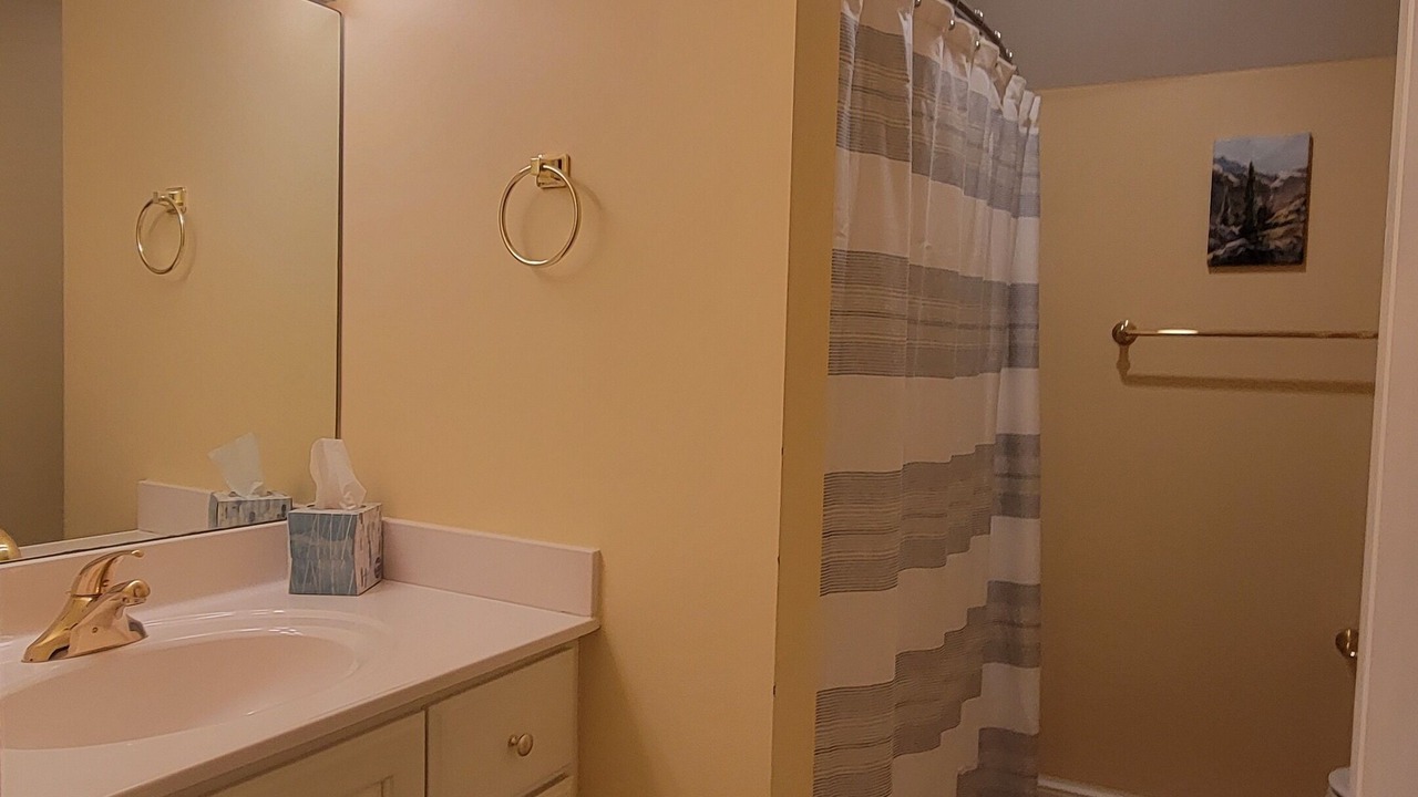 Photo of Bathroom in Foscoe