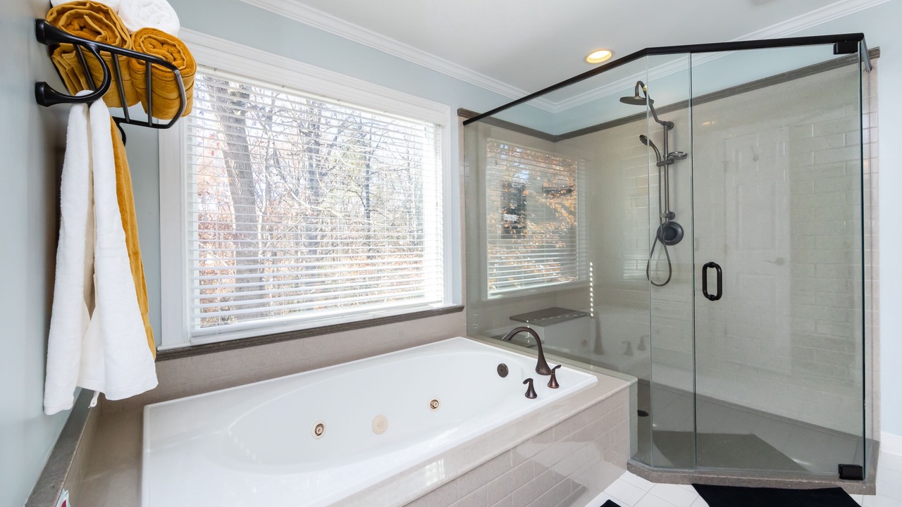 Photo of Bathroom in Prosperity Church Road