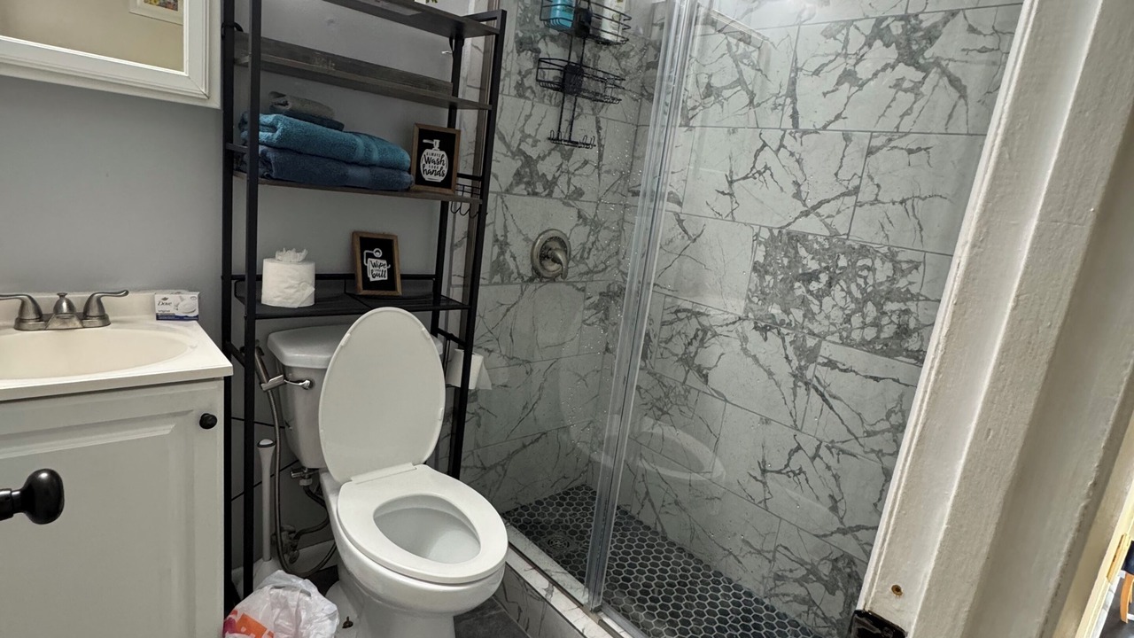 Photo of Bathroom in Pine Forest