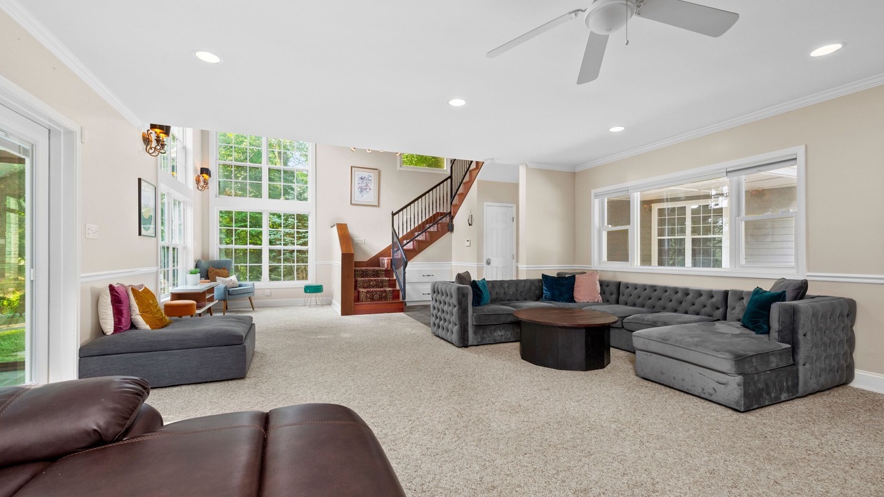 Photo of Livingroom in Candler