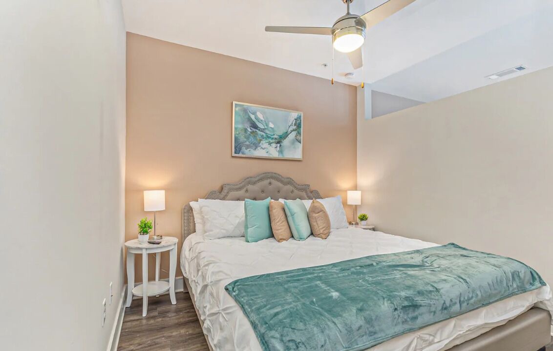 Photo of Bedroom in Villa Heights