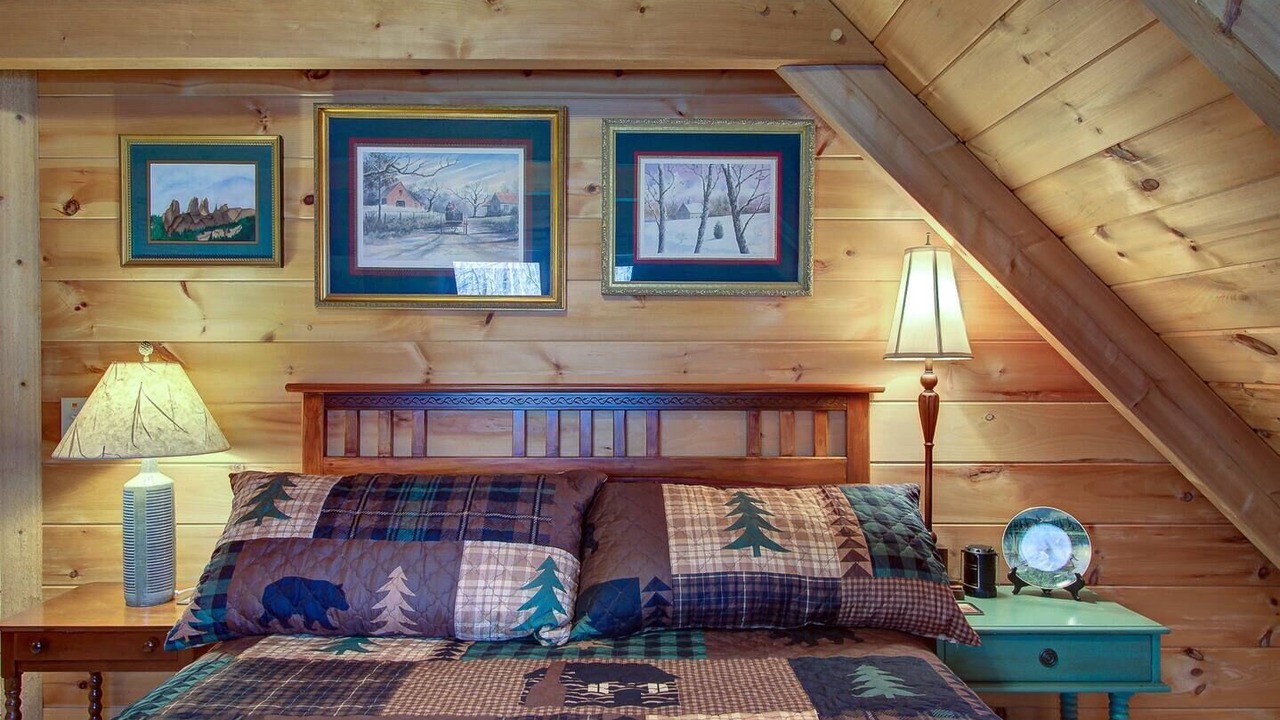Photo of Bedroom in Zionville
