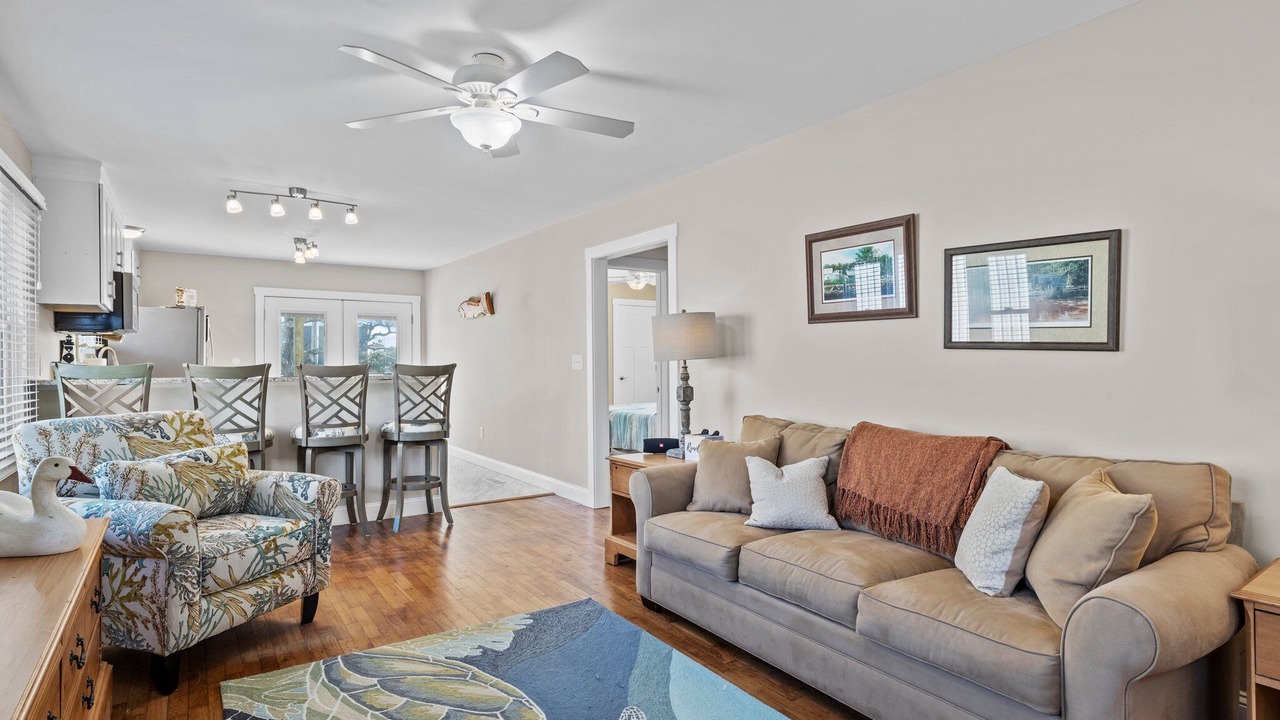 Photo of Livingroom in Harkers Island